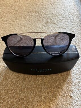 Ted Baker Black Frame Sunglasses with Gray Lenses